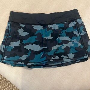 Lululemon skirt.